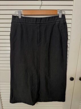 Uniqlo Midi Black skirt size L